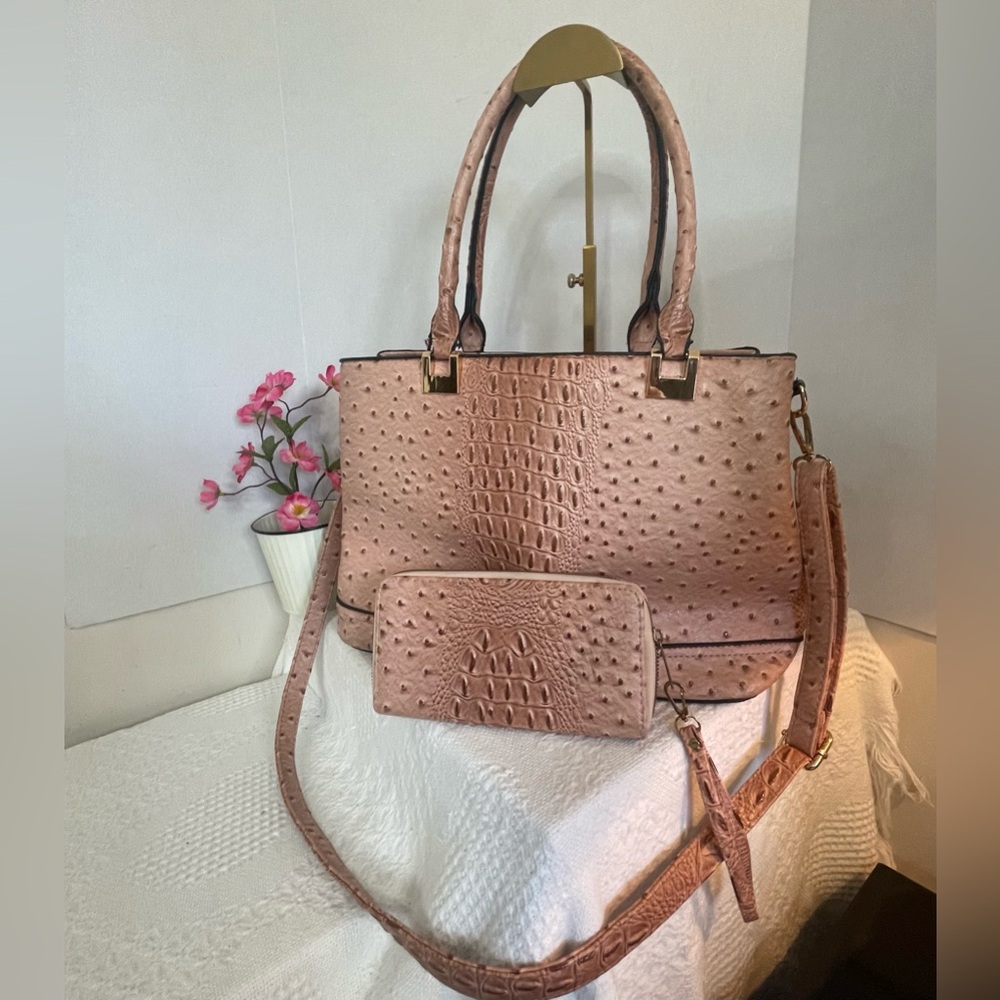 Elegant Caramel & Brown Textured‎ Handbag and Wallet Set. Shoulder